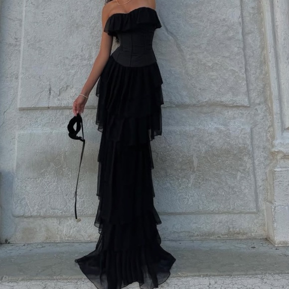 Mirror Palais Dresses & Skirts - Mirror Palais Ballet Russes Gown Noir